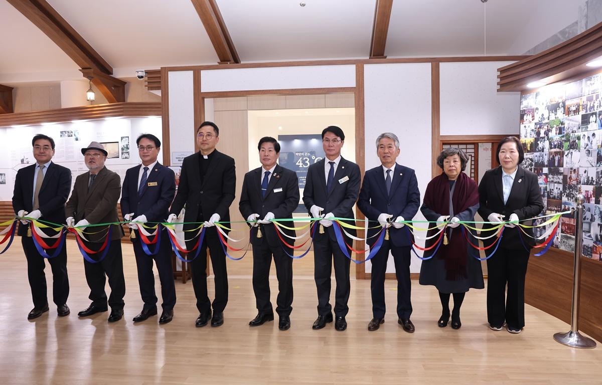 제5회 마리안느 마가렛 봉사대상 시상식 첨부이미지 : 2025.11.28 제5회 마리안느 마가렛 봉사대상 시상식 (7).JPG