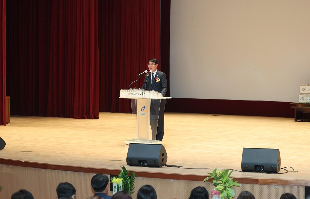 제3회 고흥노인복지기관협의회 종사자의 밤 첨부이미지 : 2025.11.21 제3회 고흥노인복지기관협의회 종사자의 밤 (15).JPG