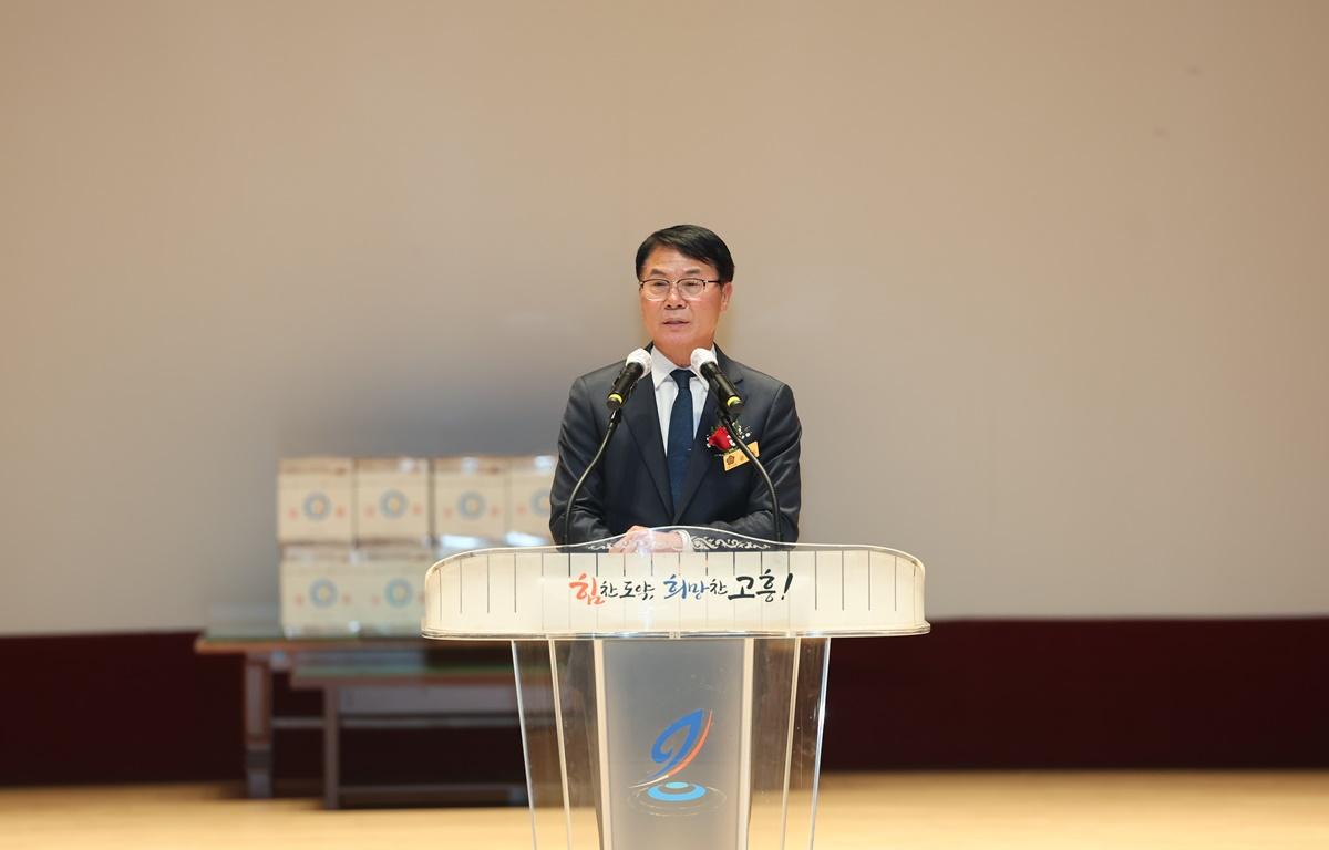 제3회 고흥노인복지기관협의회 종사자의 밤 첨부이미지 : 2025.11.21 제3회 고흥노인복지기관협의회 종사자의 밤 (14).JPG