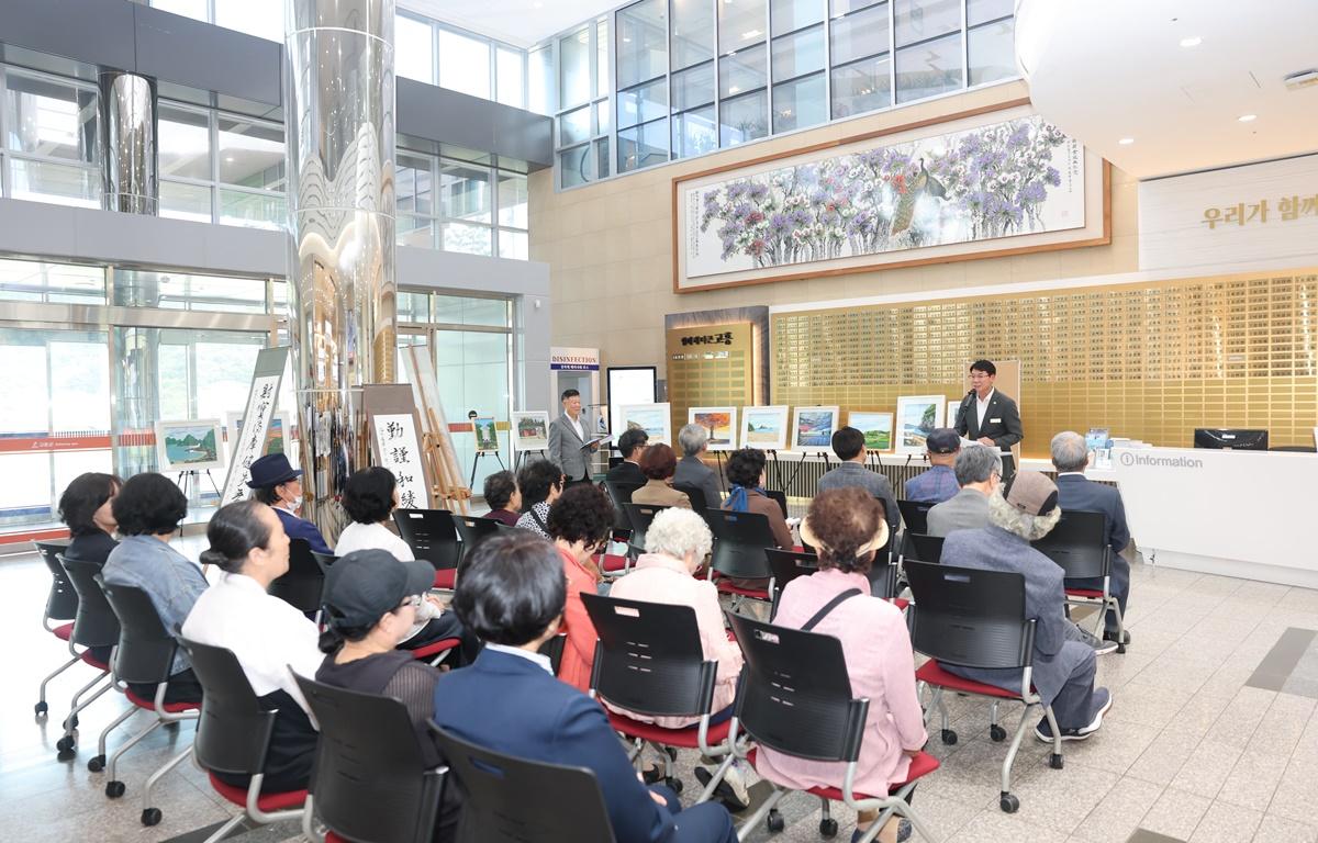 소록도 혜록예술회 사진 전시회 첨부이미지 : 2025.10.13 소록도 혜록예술회 사진 전시회 (2).JPG