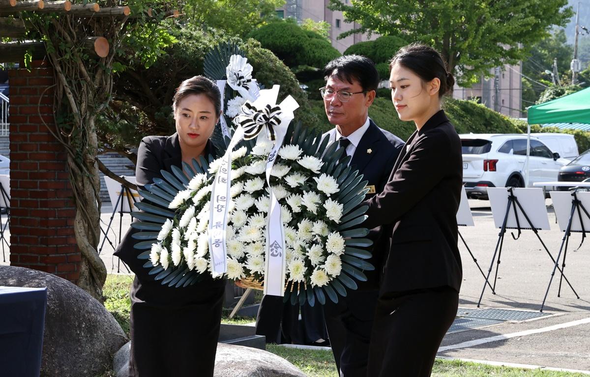 제77주기 여수 순천 10.19사건 고흥군 추모식 첨부이미지 : 2025.10.17 제77주기 여수 순천 10.19사건 고흥군 추모식 (4).jpg