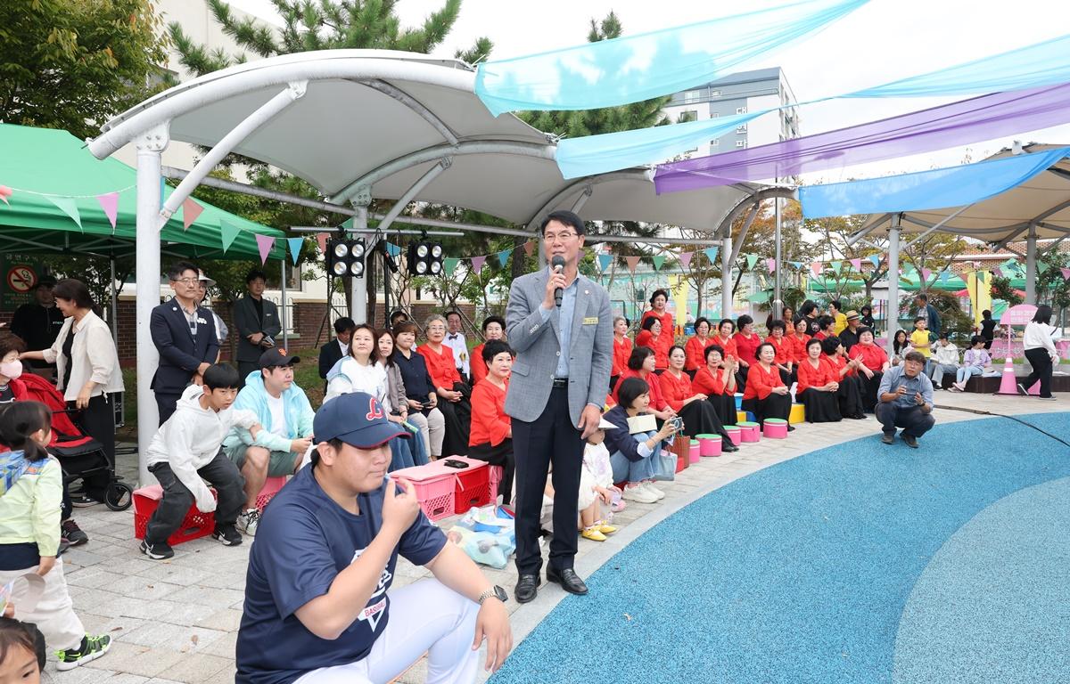 2025우리동네 작은극장 페스티벌 첨부이미지 : 2025.10.18 2025우리동네 작은극장 페스티벌 (2).JPG