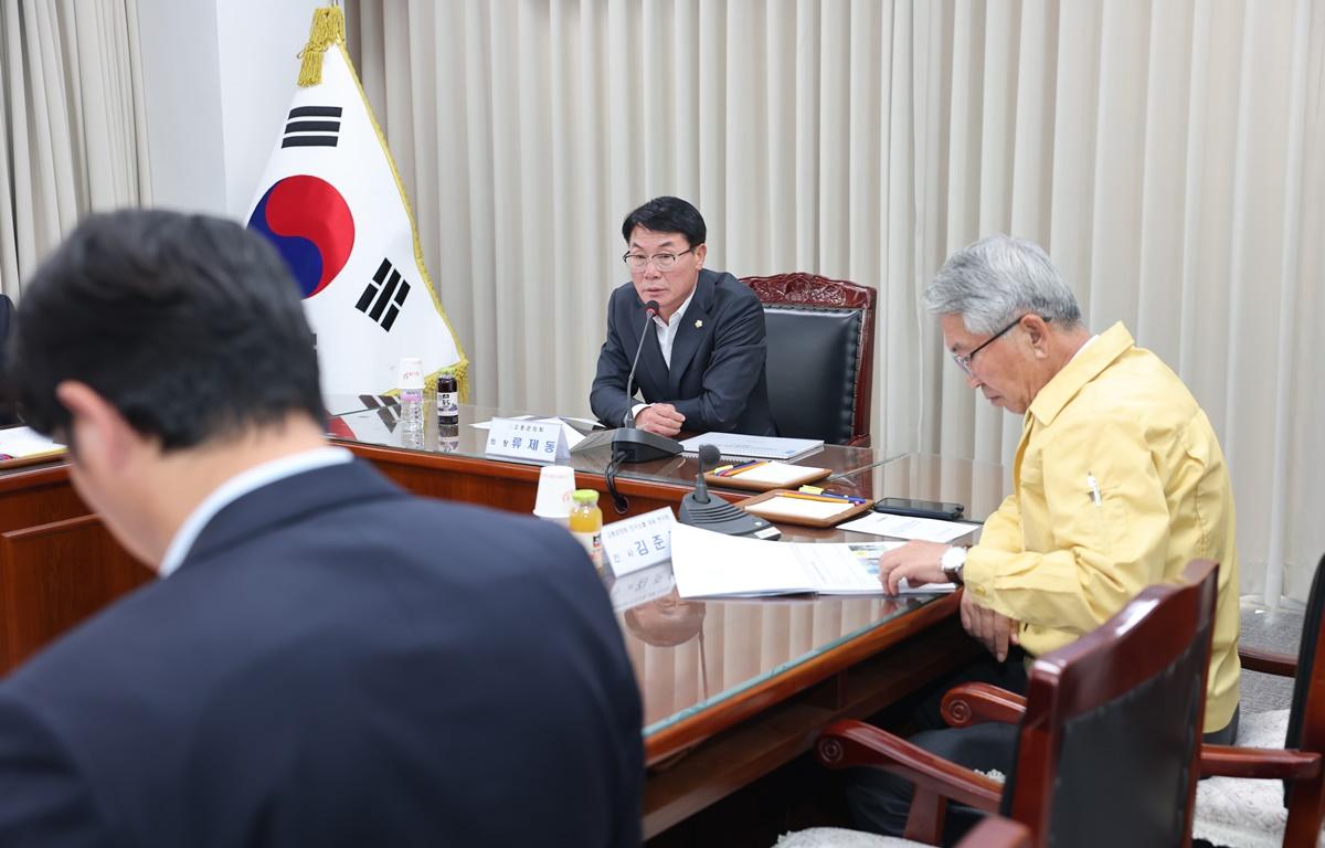 고흥군의회 인구소멸 대응 연구회 연구용역 최종보고회 첨부이미지 : 2025.11.10 고흥군의회 인구소멸 대응 연구회 연구용역 최종보고회 (4).JPG