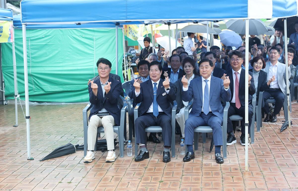 고흥군 농수산물 직거래장터(노원구 중계근린공원) 우호행사 첨부이미지 : 2025.9.19 고흥군 농수산물 직거래장터(노원구 중계근린공원) 우호행사 (4).JPG