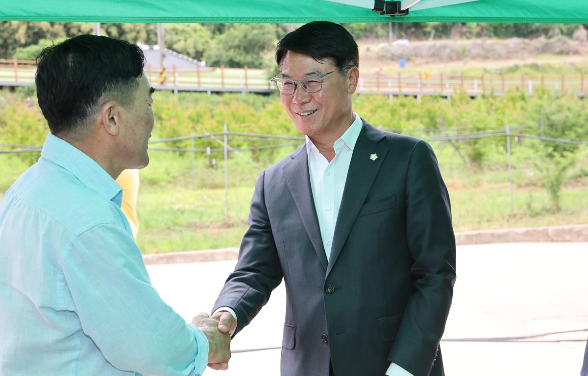 2025년 고흥 유자나무 분양 이벤트 '나의 유자나무와 인연' 팜파티 첨부이미지 : 2025.6.6 2025년 고흥 유자나무 분양 이벤트 '나의 유자나무와 인연' 팜파티 (6).JPG