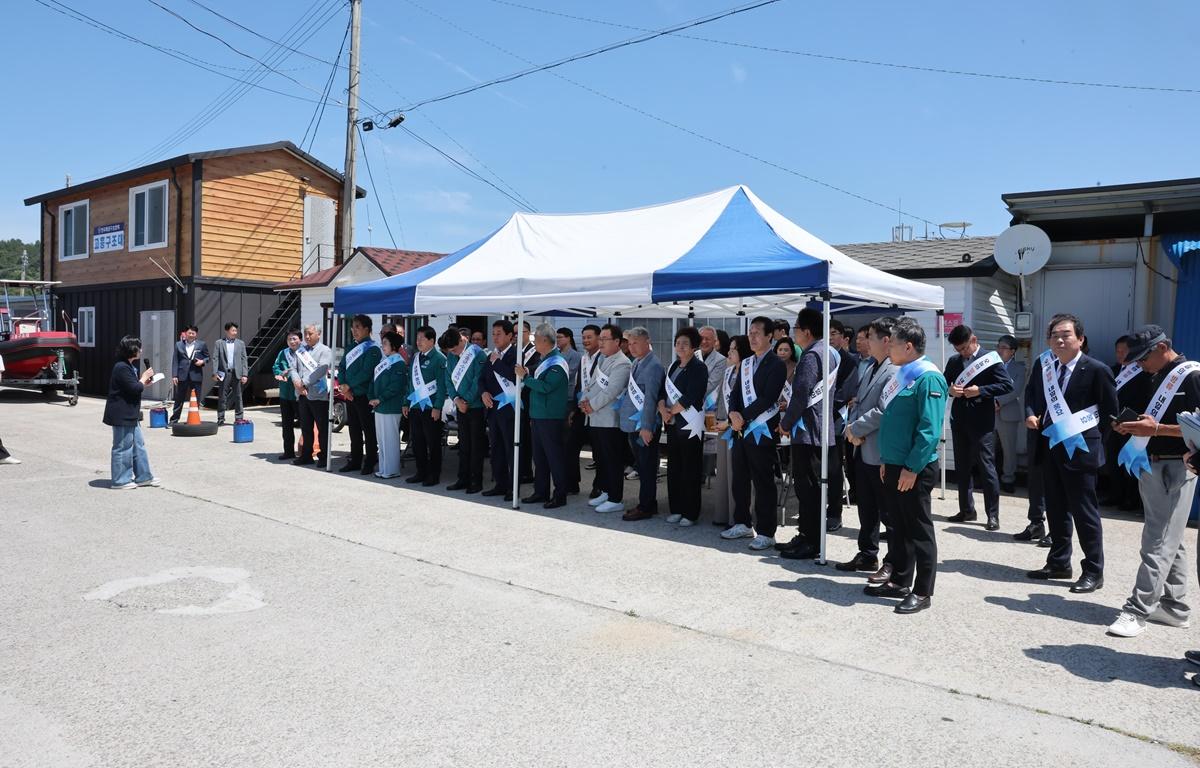 2025년 수산자원조성사업 수산종자 방류 첨부이미지 : 2025.6.5 2025년 수산자원조성사업 수산종자 방류 (5).JPG