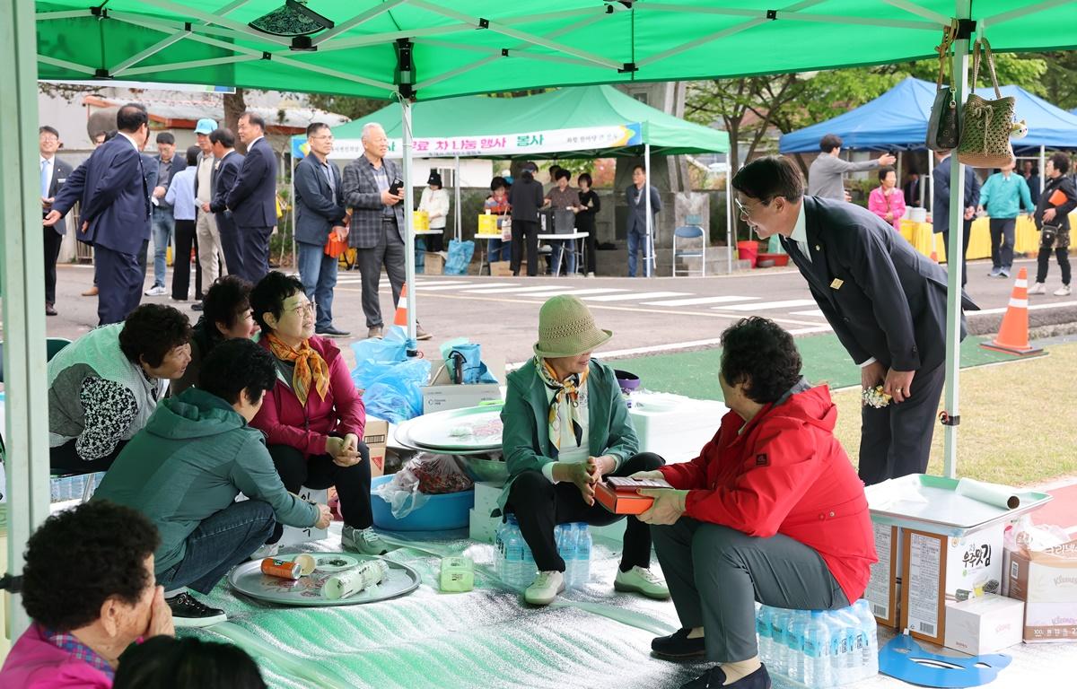 제36회 대서면민의 날 첨부이미지 : 2025.4.19 제36회 대서면민의 날 (6).JPG