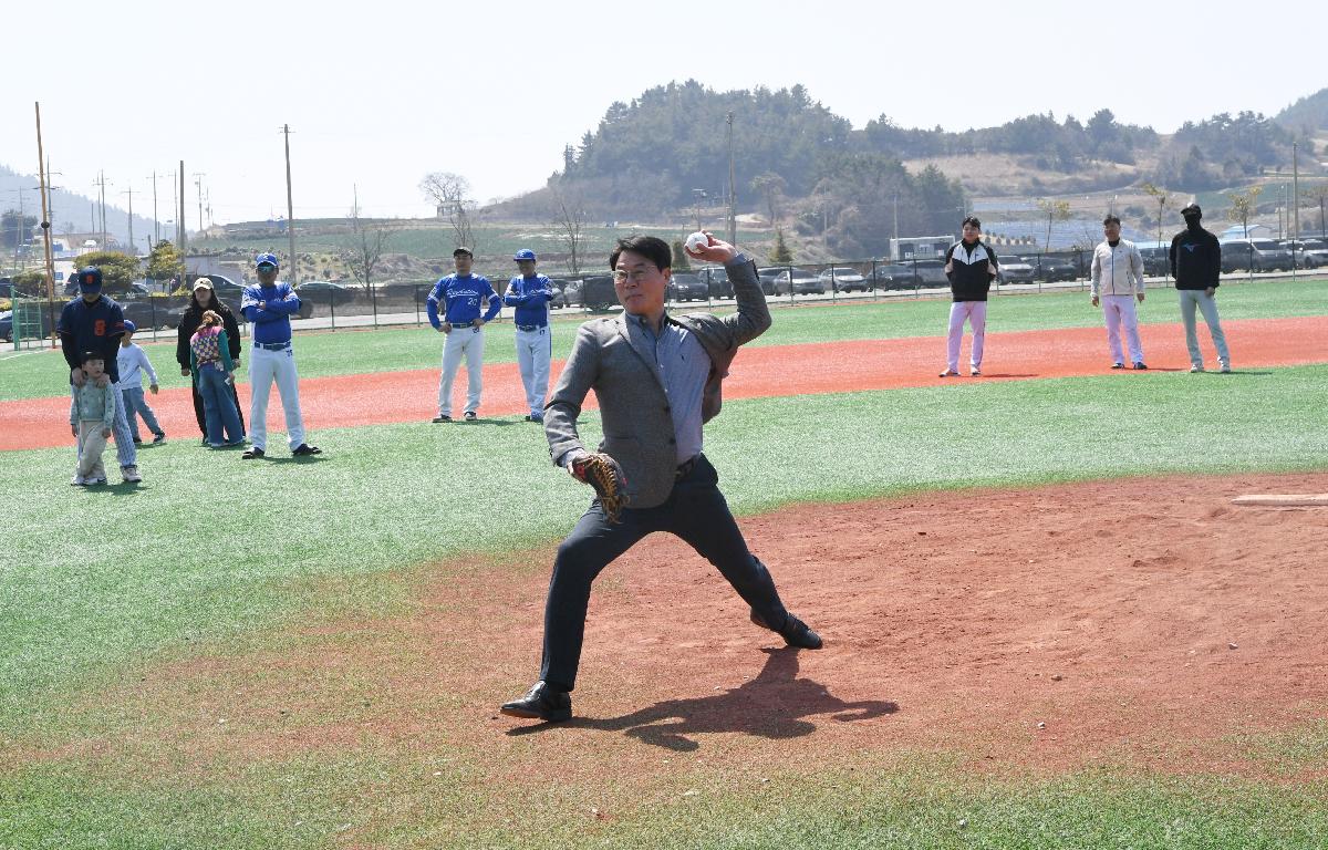 고흥군야구소프트볼 리그 개회식 및 회장 이취임식 첨부이미지 : 2025.3.23 고흥군야구소프트볼 리그 개회식 및 회장 이취임식 (23).JPG