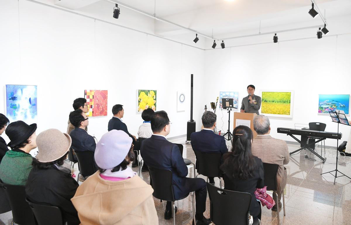 미르마루 갤러리 개관전 개막식 첨부이미지 : 2025.4.5 미르마루 갤러리 개관전 개막식 (6).JPG