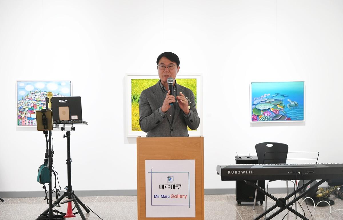 미르마루 갤러리 개관전 개막식 첨부이미지 : 2025.4.5 미르마루 갤러리 개관전 개막식 (5).JPG