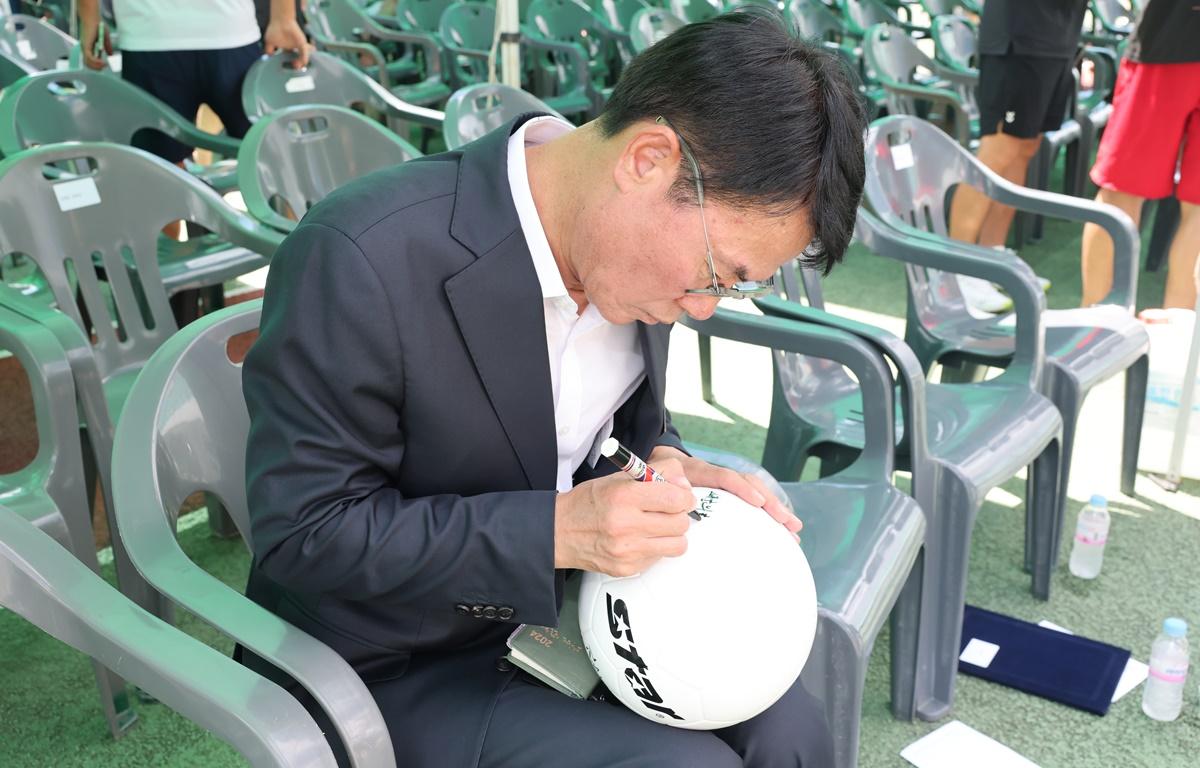 제1회 고흥 우주항공배 전남 동호인 축구대회 첨부이미지 : 2025.9.6 제1회 고흥 우주항공배 전남 동호인 축구대회 (4).JPG