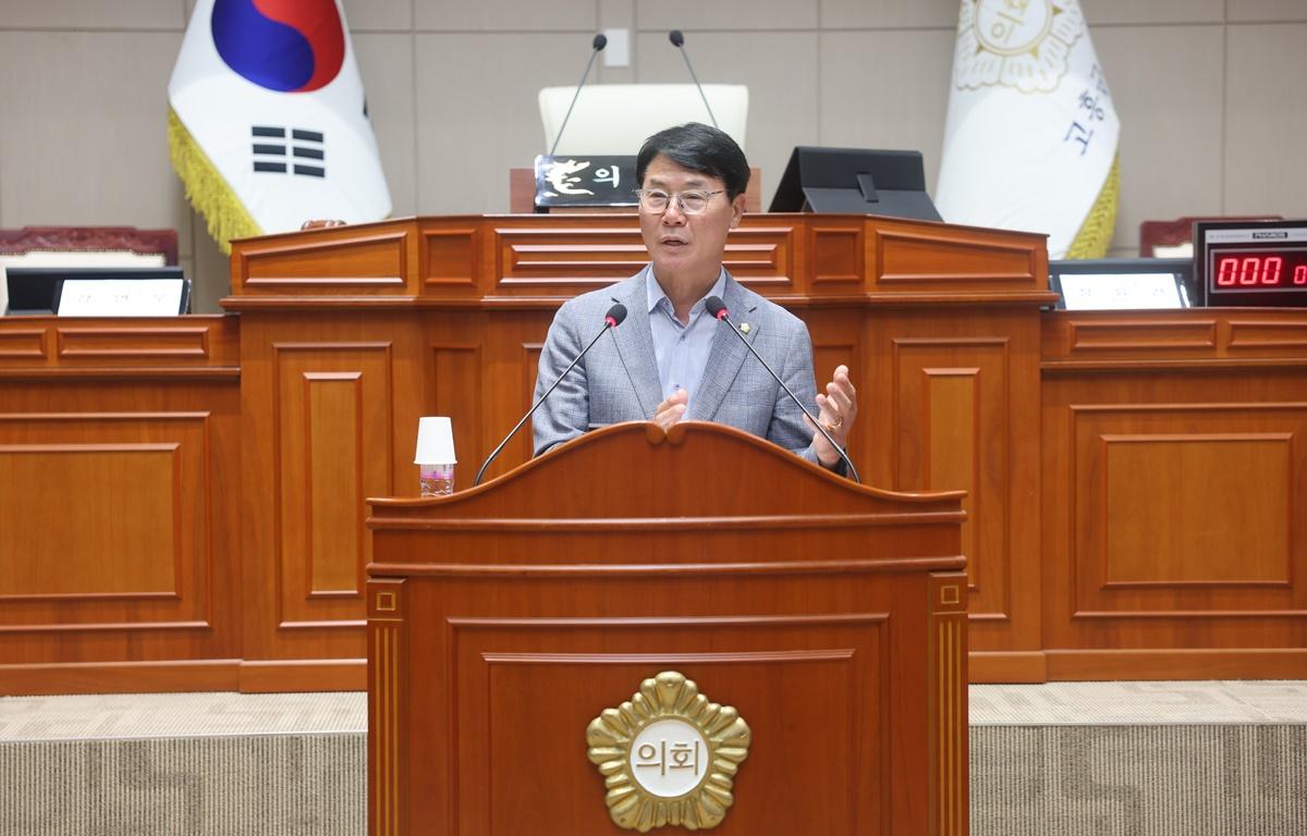 녹동중학교 청소년 모의의회 첨부이미지 : 2025.5.20 녹동중학교 청소년 모의회의 (3).JPG