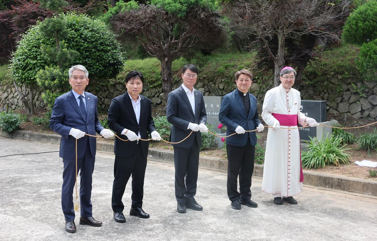 과달루페 외방선교회 기념비 제막식 첨부이미지 : 2025.5.19 과달루페 외방선교회 기념비 제막식 (1).JPG