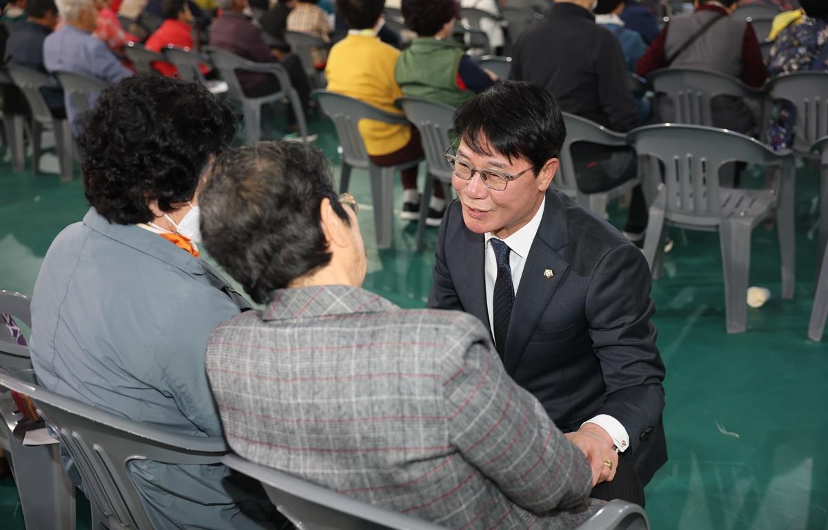 고흥농협 효사랑 큰잔치 첨부이미지 : 2025.5.8 고흥농협 효사랑 큰잔치 (3).JPG