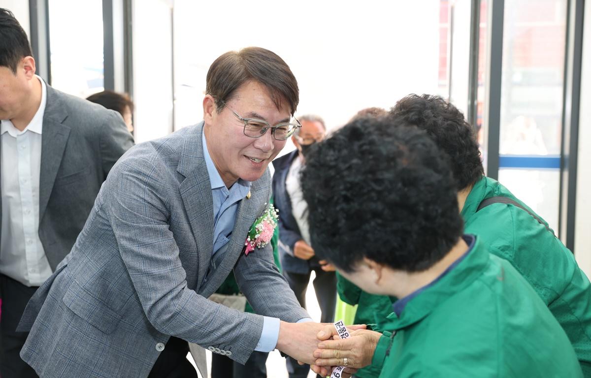 포두면 경로위안잔치 첨부이미지 : 2025.5.2 포두면 경로위안잔치 (1).JPG