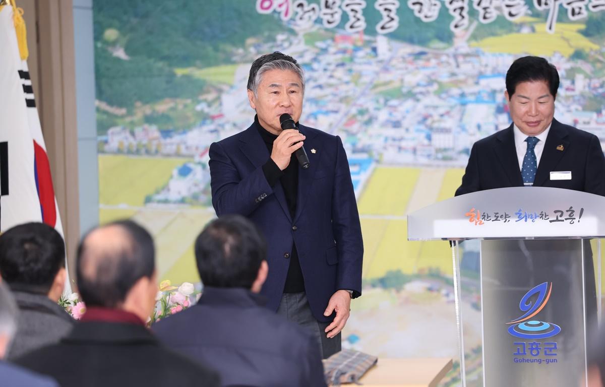 2026 군민과의 지역발전 토론회(과역면) 첨부이미지 : 2026.1.27 2026 군민과의 지역발전 토론회(과역면)(8).JPG