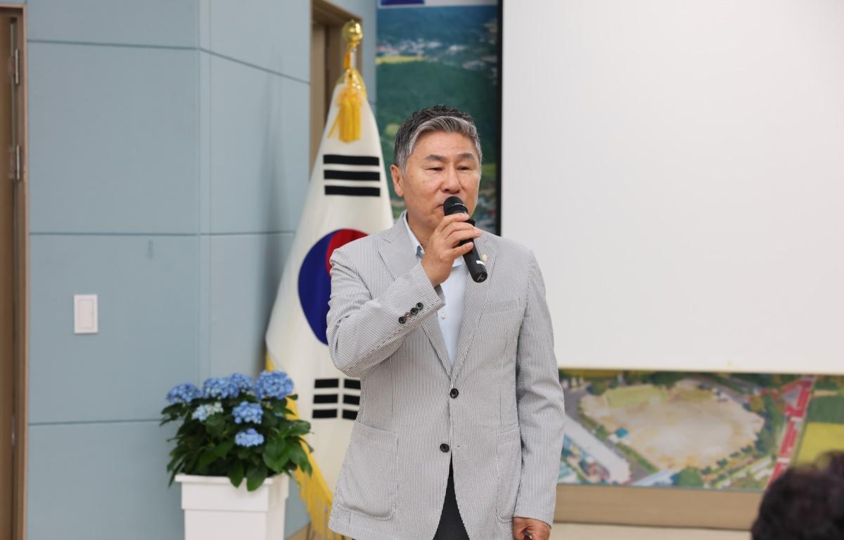 2025 군민과의 지역발전 토론회(과역면) 첨부이미지 : 2025.6.10 2025 군민과의 지역발전 토론회(과역면) (5).JPG