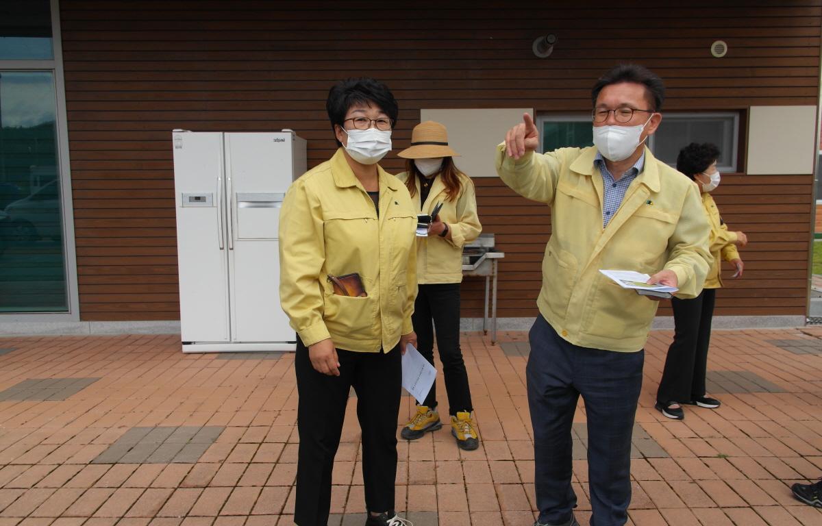 2020년도 하반기 군 발주사업 행정사무조사 첨부이미지 : 2021.10.14 2020년도 하반기 군 발주사업 행정사무조사 1반 (127).JPG