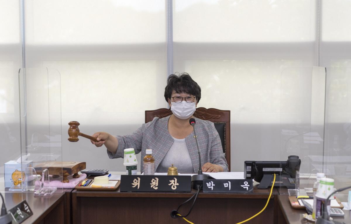 제299회 고흥군의회 임시회 행정자치위원회 의안심사 첨부이미지 : 2021.07.13 행정자치위원회.JPG