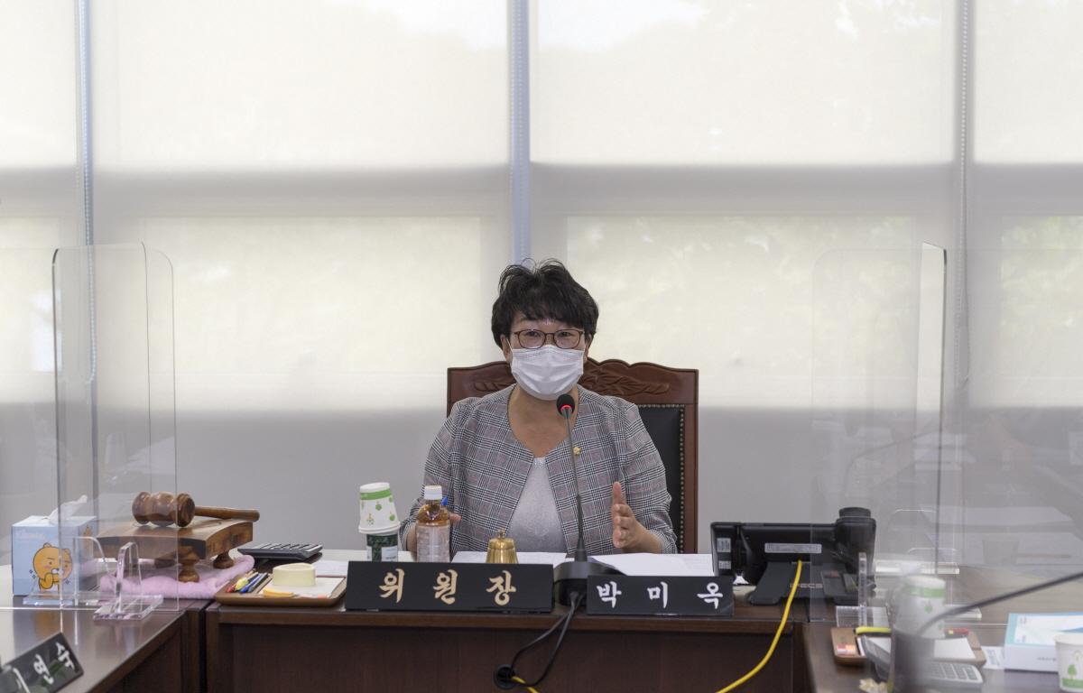 제299회 고흥군의회 임시회 행정자치위원회 의안심사 첨부이미지 : 2021.07.13 행정자치위원회_36.JPG