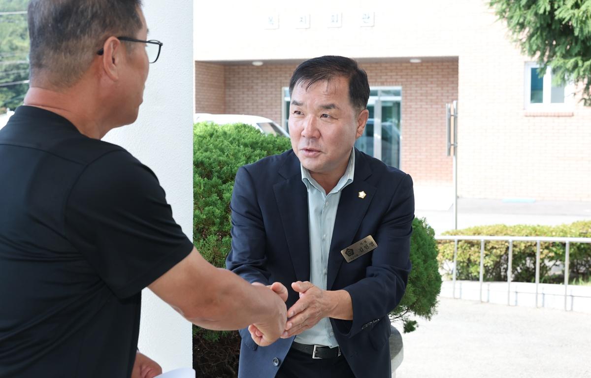 두원면 이장연석회의 첨부이미지 : 2026. 08. 13 두원면 이장연석회의 (1).JPG