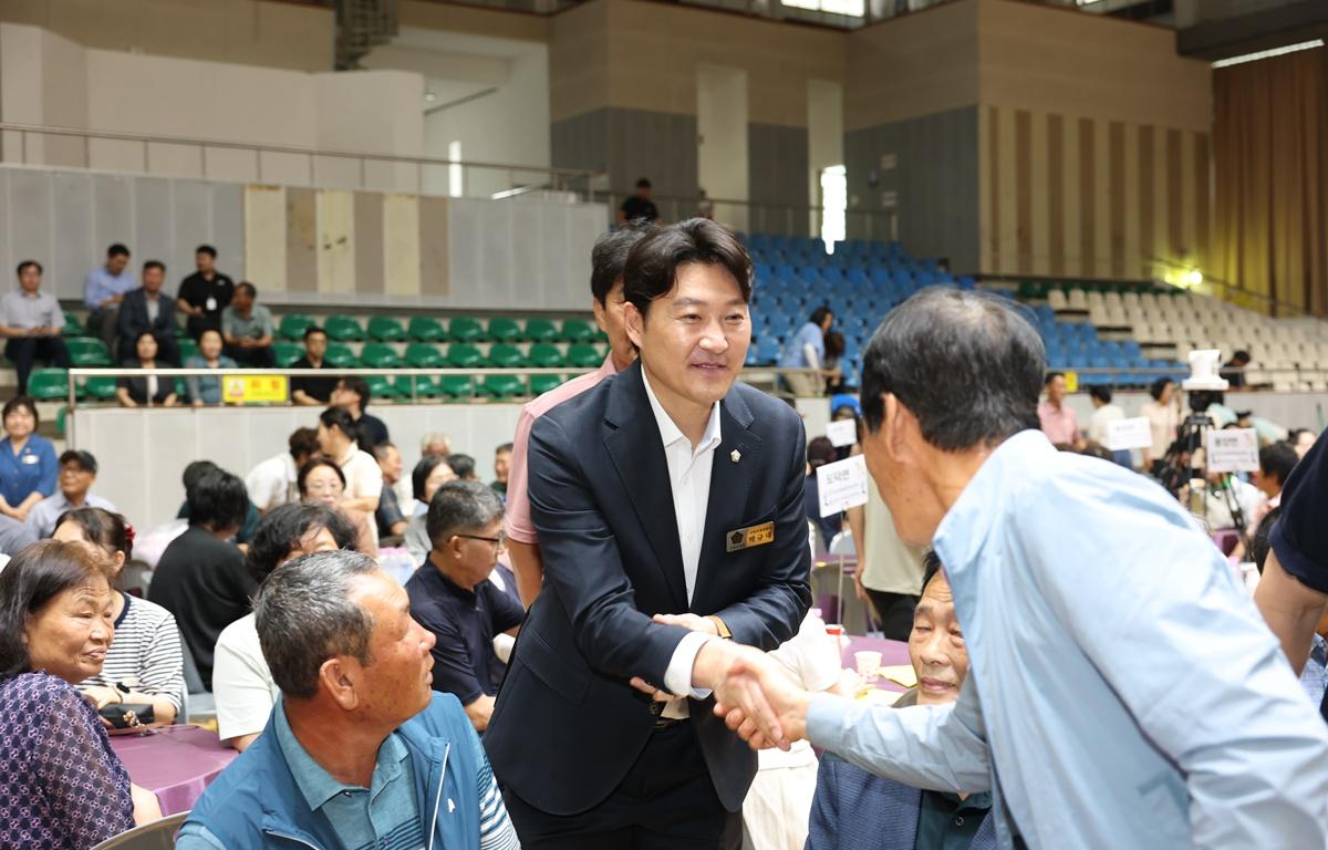 제23회 고흥군 농업경영인대회 및 제5회 고흥군 여성농업인대회 첨부이미지 : 2026.7.20 제23회 고흥군 농업경영인대회 및 제5회 고흥군 여성농업인대회 (1).JPG