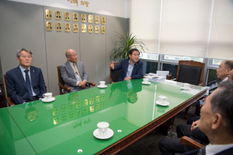 제19기 민주평통자문위원방문(의장실)