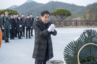 신년 충혼탑 참배