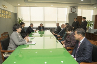 의회 고문변호사 위촉