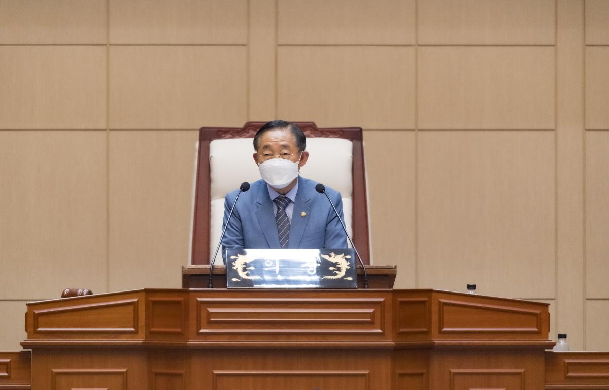 제299회 고흥군의회 임시회 제4차 본회의 첨부이미지 : 2021.07.16 제299회 고흥군의회 임시회 제4차 본회의 (2) .jpg