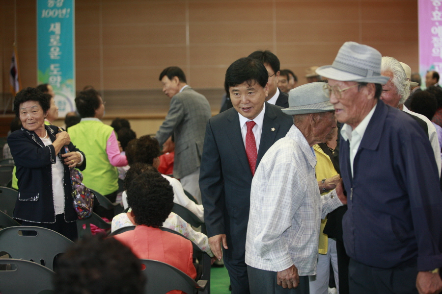 동강면 100주년 기념식 및 효실천 경로위안잔치 첨부이미지 : 크기변환__IM_1267.JPG