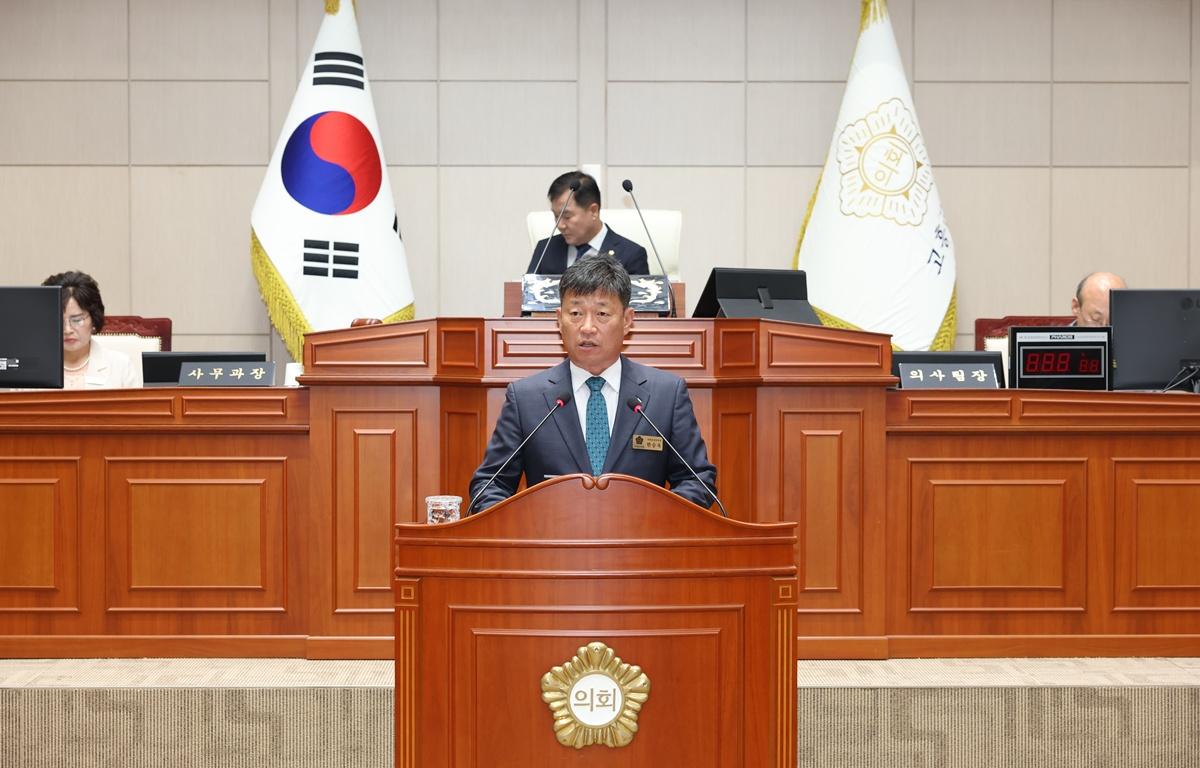 10대 제346회 고흥군의회 임시회 제8차 본회의 첨부이미지 : 2026.7.31 제346회 고흥군의회 임시회 제8차 본회의 (3).JPG