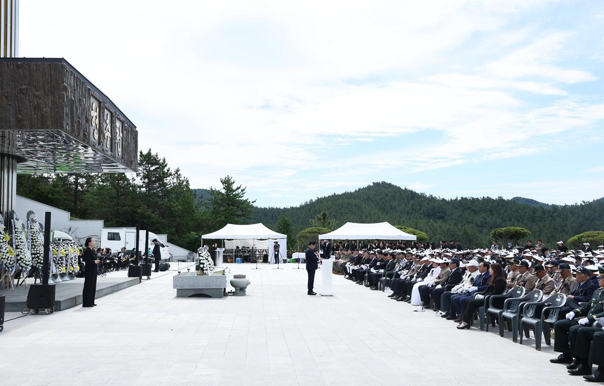 제71회 현충일 추념식 첨부이미지 : 2026.6.6 제71회 현충일 추념식 (1).JPG