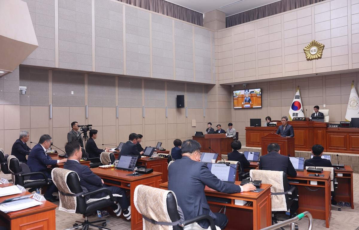 제344회 고흥군의회 임시회 제1차 본회의 첨부이미지 : 2026.3.16 제344회 고흥군의회 임시회 제1차 본회의 (2).JPG