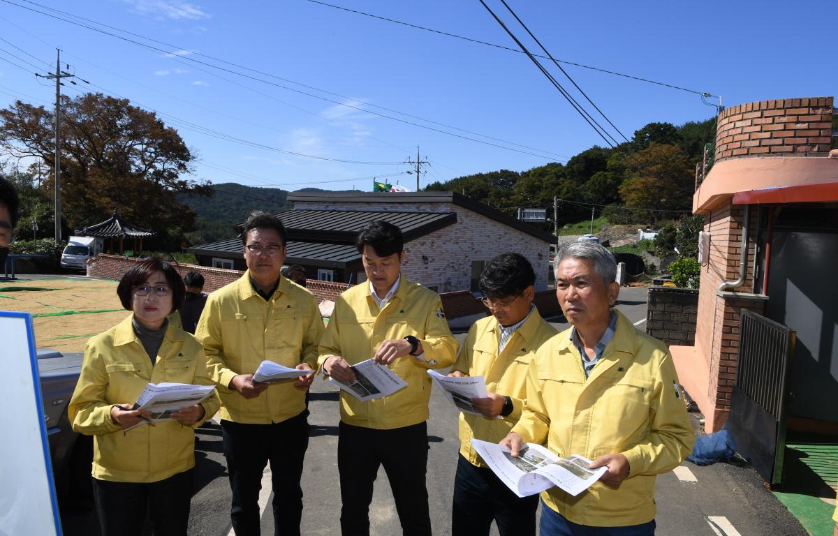 행정사무조사 2반 첨부이미지 : 2022.10.11 2021년도 군 발주사업 행정사무조사 2반 (73).JPG