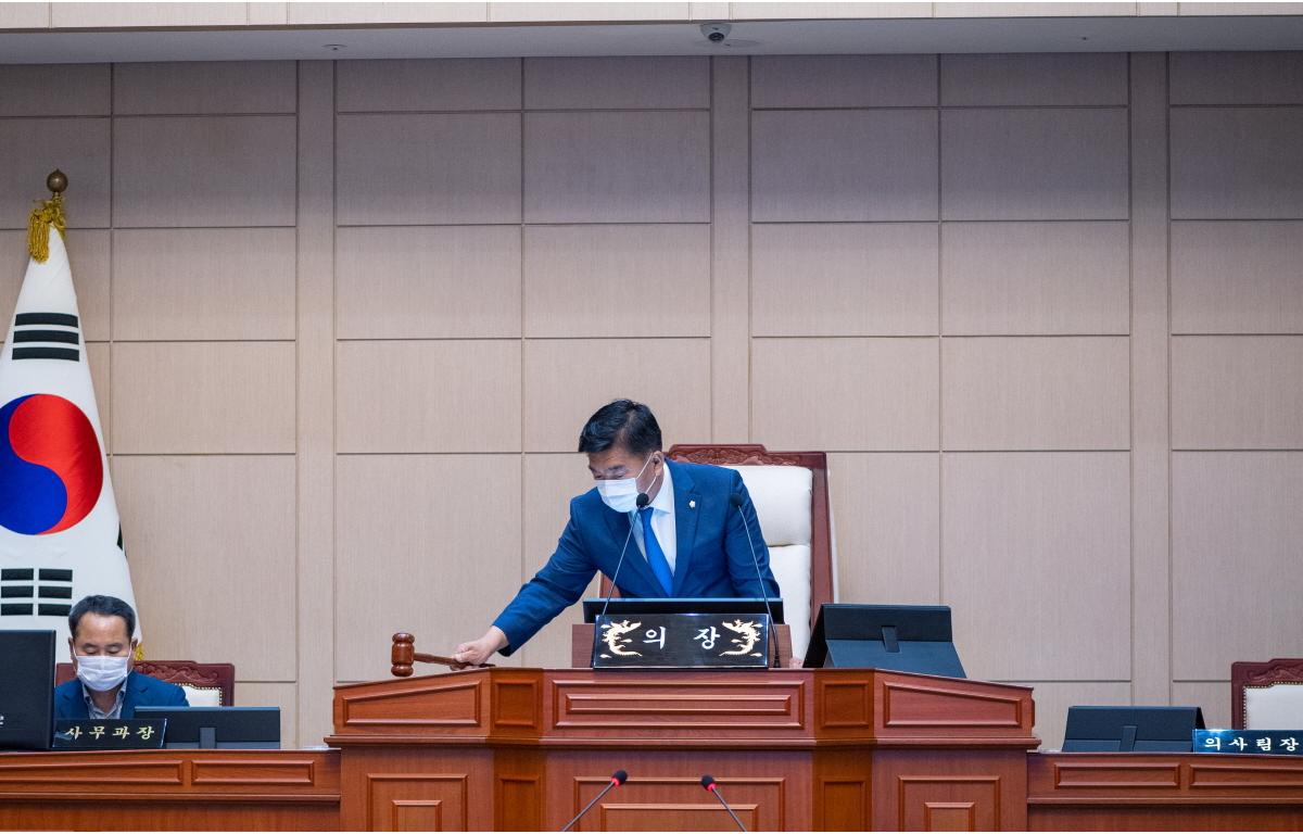 제307회 고흥군의회 임시회 제1차본회의 첨부이미지 : 2022.07.18 제307회 고흥군의회 임시회 제1차본회의  (36).jpg