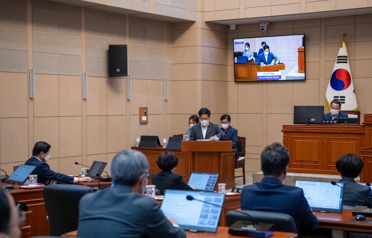 제308회 고흥군의회 임시회 제1차 본회의  첨부이미지 : 2022.08.29 제308회 고흥군의회 임시회 제1차 본회의 (18).jpg