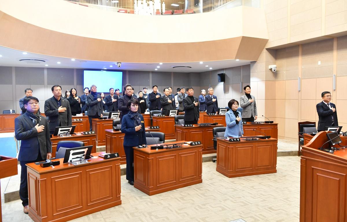 2024년 고흥군의회 시무식 첨부이미지 : 2024.1.2 2024년 고흥군의회 시무식 (3).JPG