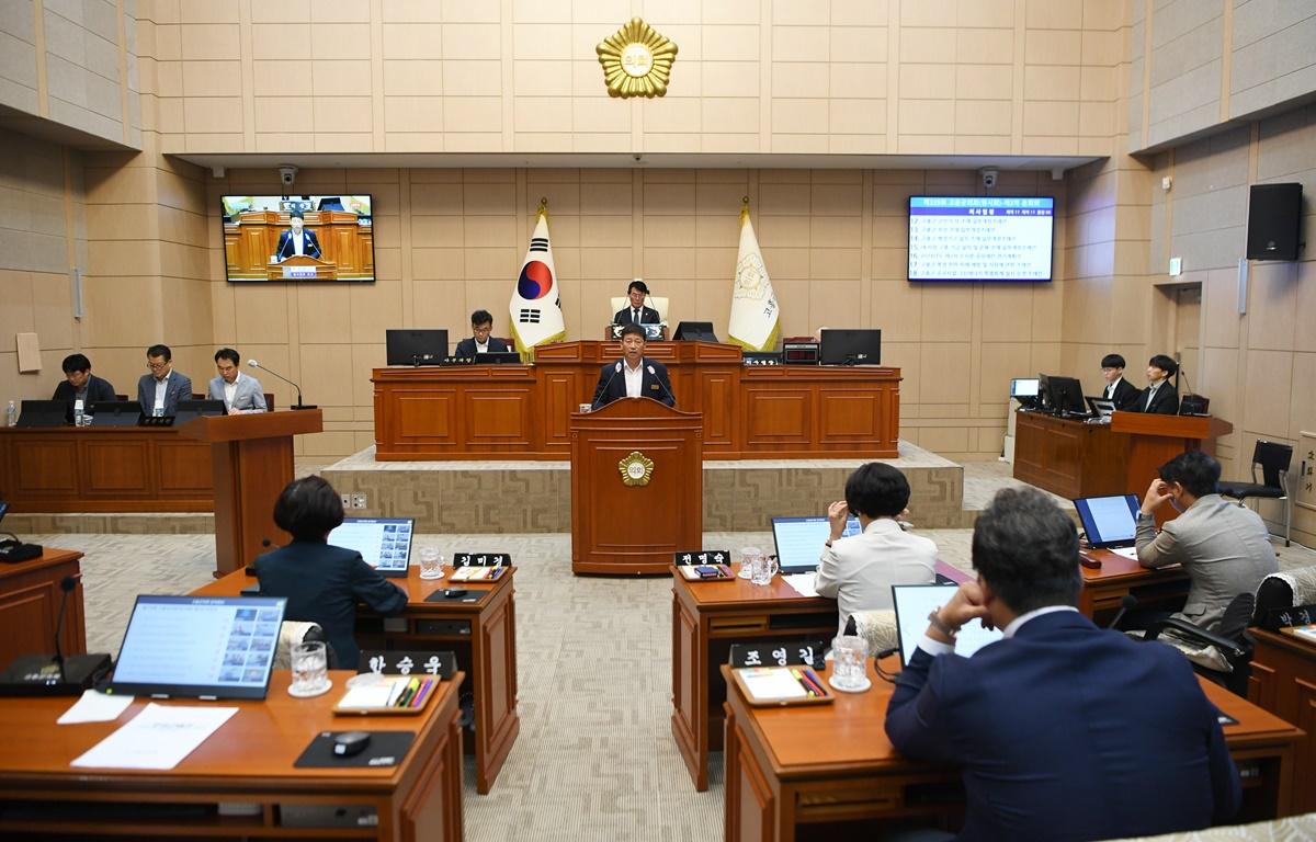 제329회 고흥군의회 임시회 제2차 본회의 첨부이미지 : 2024.9.9 제329회 고흥군의회 임시회 제2차 본회의 (22).JPG