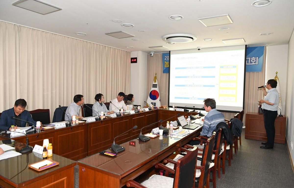 고흥군 농업인 소득증대 연구회 착수보고회 첨부이미지 : 2024.5.7 고흥군 농업인 소득증대 연구회 착수보고회 (3).JPG