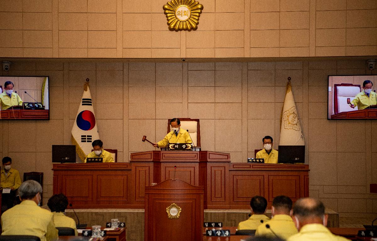  제292회 고흥군 의회 임시회 제2차본회의 첨부이미지 : 2020.10.23 제292회 고흥군 의회 임시회 제2차본회의  (4).jpg