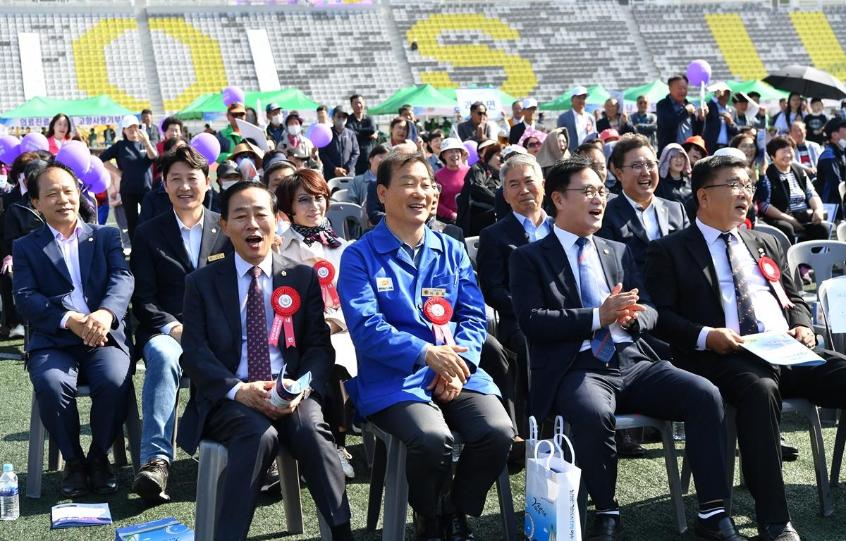 재여 고흥군향우회 60주년 어울림 한마당 첨부이미지 : 2023.10.28 재여 고흥군향우회 60주년 어울림 한마당 (15).JPG