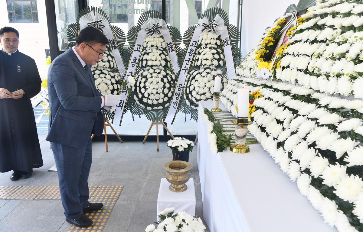 마가렛 피사렉 선종에 따른 합동 분향소 방문 첨부이미지 : 2023.10.04 마가렛 피사렉 선종에 따른 합동 분향소 방문 (45).JPG