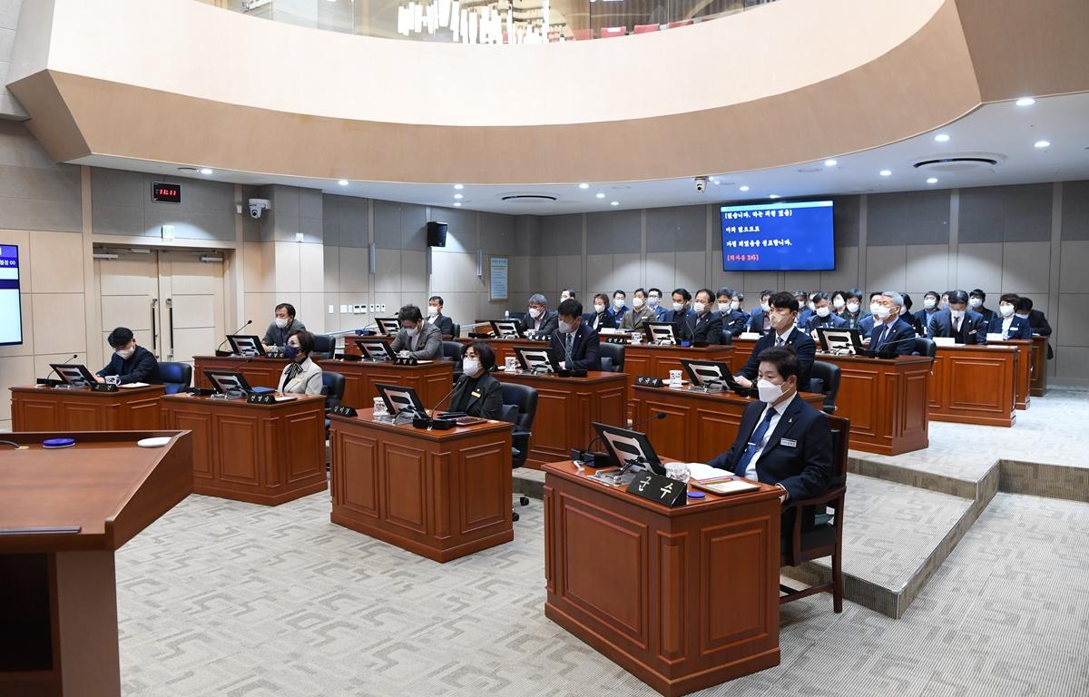 제312회 고흥군의회 임시회  제2차 본회의 첨부이미지 : 2023.02.17 제312회 제 2차 본회의 임시회 (20).JPG