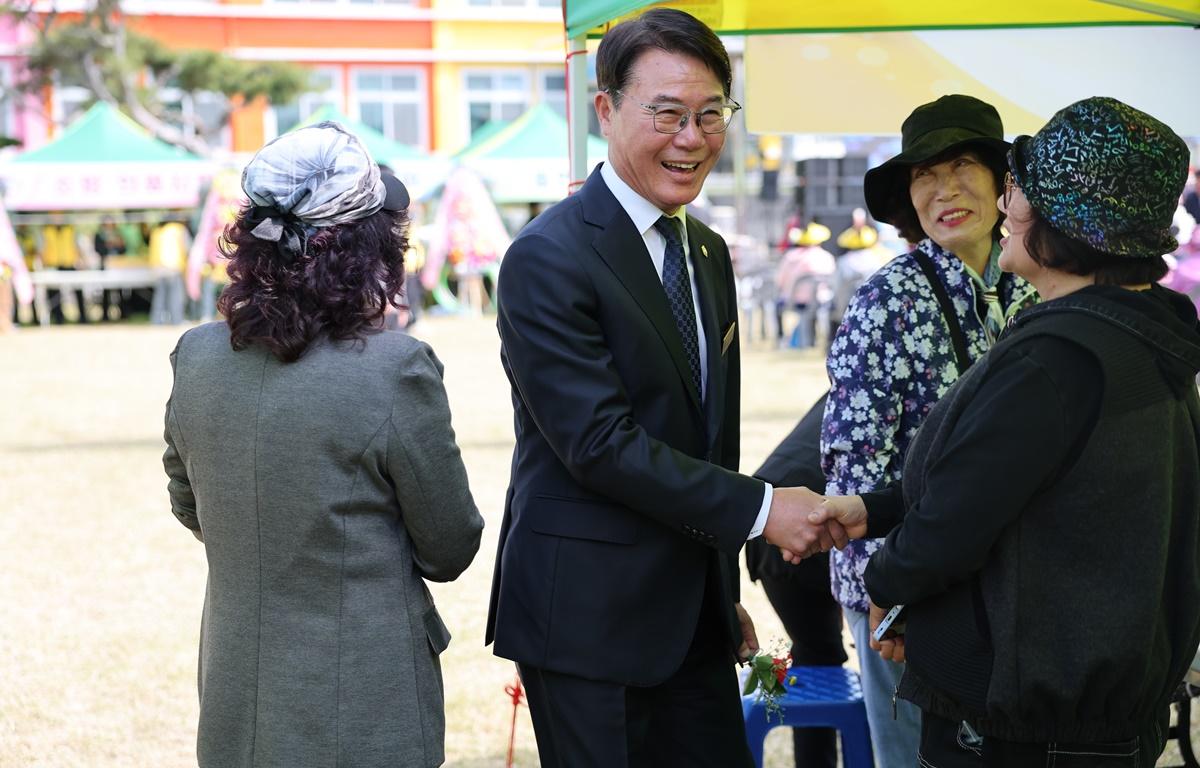 제31회 남양면민의 날 첨부이미지 : 2025.4.18 제31회 남양면민의 날 (10).JPG