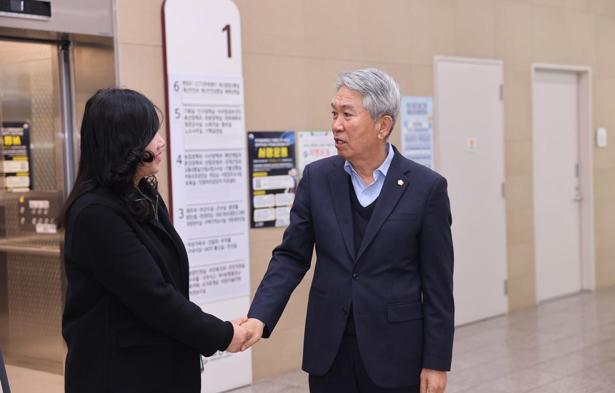 2026년도 고흥군장애인 체육회 정기 이사회 첨부이미지 : 2026.2.27 2026년도 고흥군장애인 체육회 정기 이사회 (1).JPG