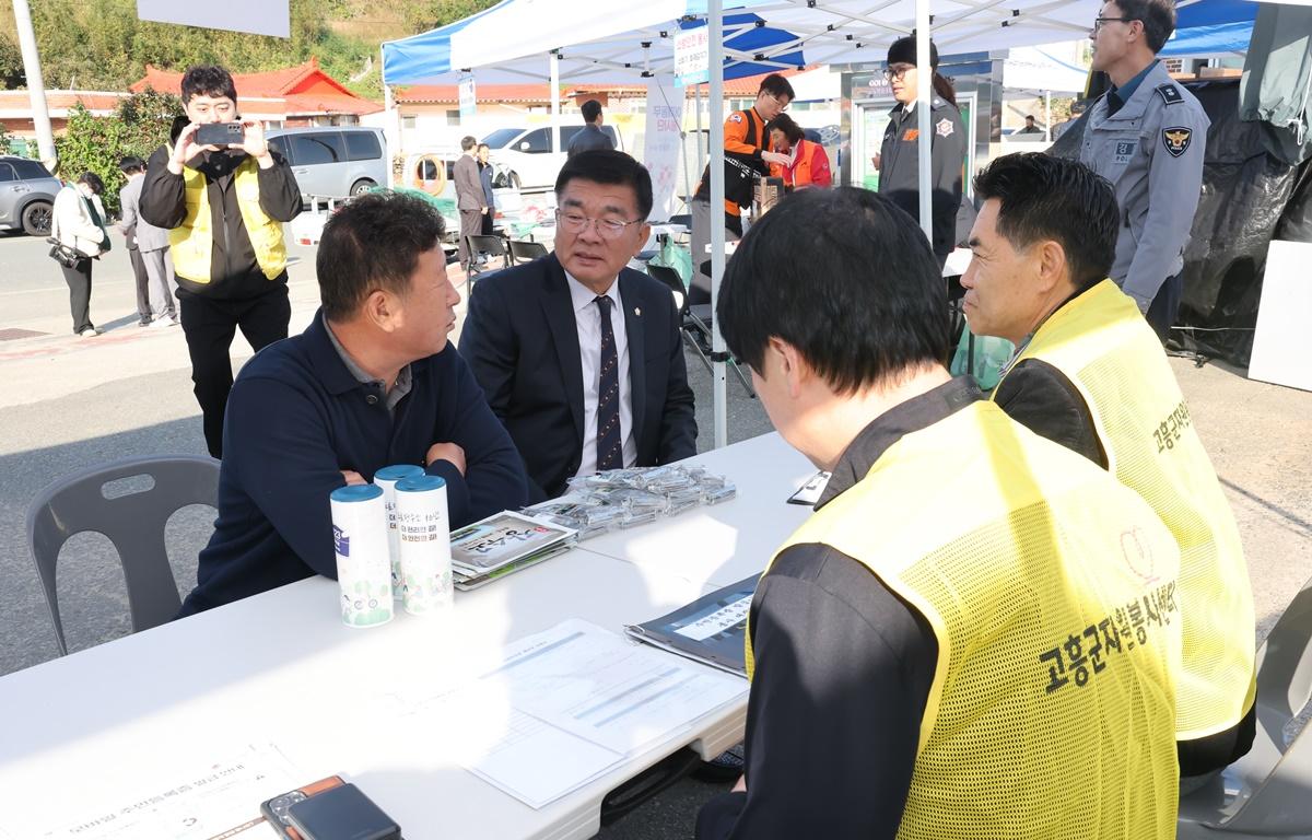 286회 어깨동무봉사단(금산 연소마을) 첨부이미지 : 2025.11.6 286회 어깨동무봉사단(금산 연소마을) (3).JPG