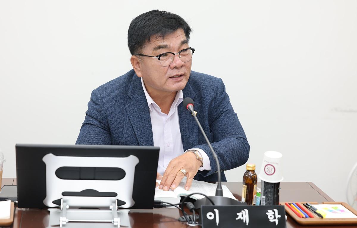 2025년 행정사무감사(산업건설위원회) 첨부이미지 : 2025.6.11 2025년 행정사무감사(산업건설위원회) (40).JPG