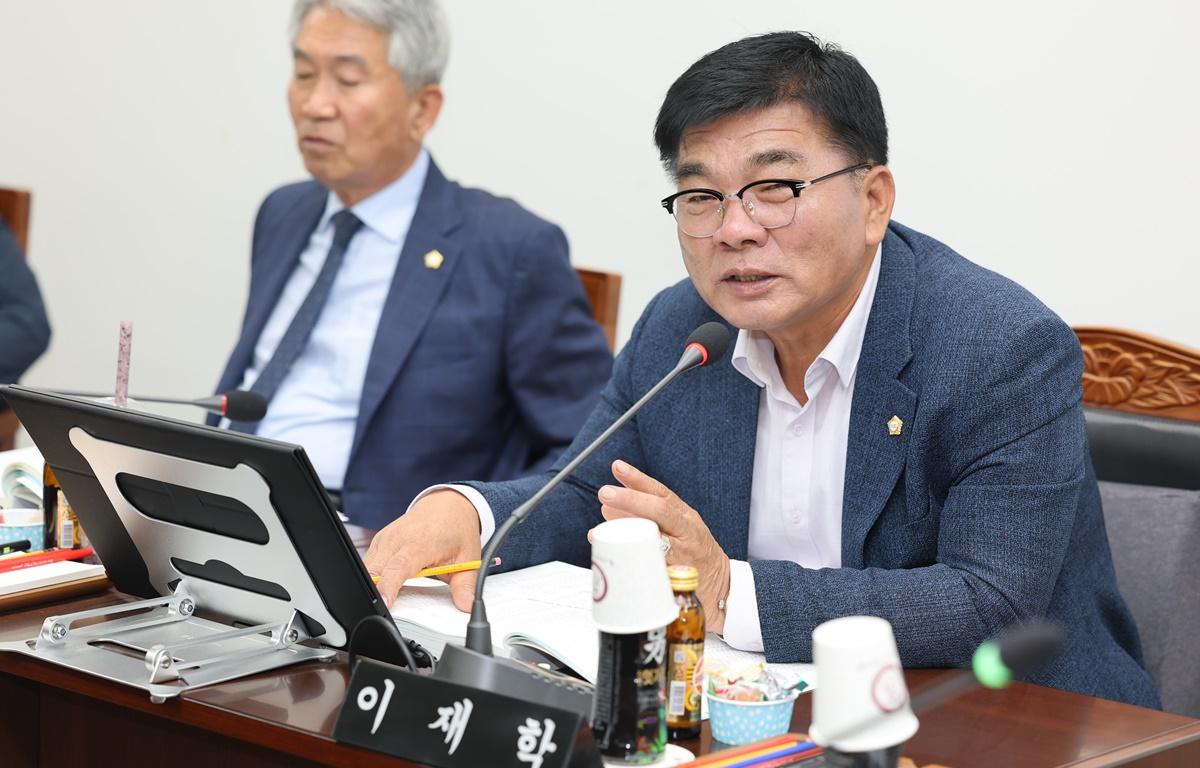 2025년 행정사무감사(산업건설위원회) 첨부이미지 : 2025.6.11 2025년 행정사무감사(산업건설위원회) (41).JPG