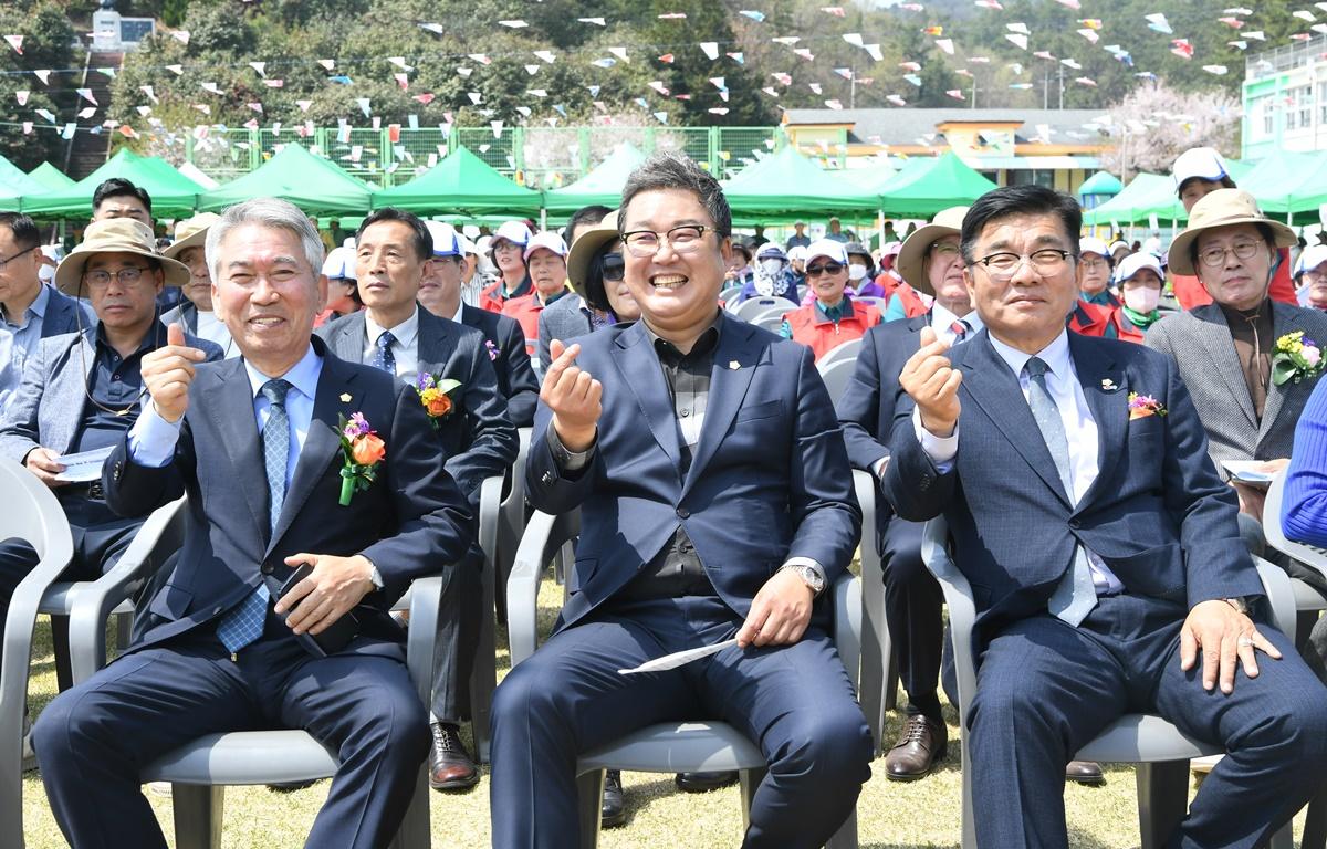 제42회 도덕면민의 날 첨부이미지 : 2025.4.10 제42회 도덕면민의 날 (8).JPG